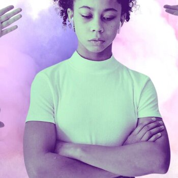 Le texturisme : Comprendre et combattre ce fléau dans le milieu afro